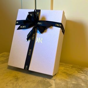 Dior shoe box